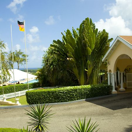 Cardiff Hotel And Spa Runaway Bay Dış mekan fotoğraf